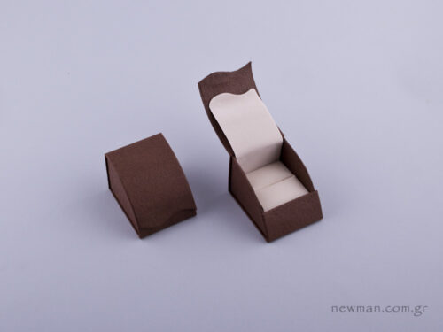 051420 - Box for Ring (with slot) brown