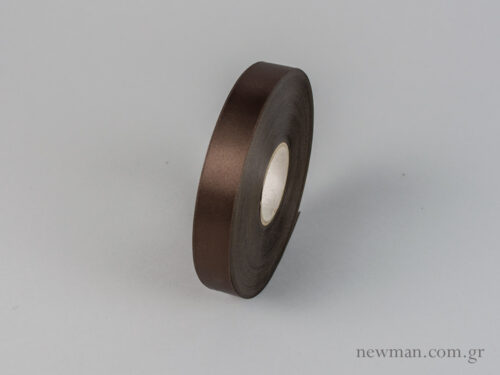 Double-sided satin ribbon in brown