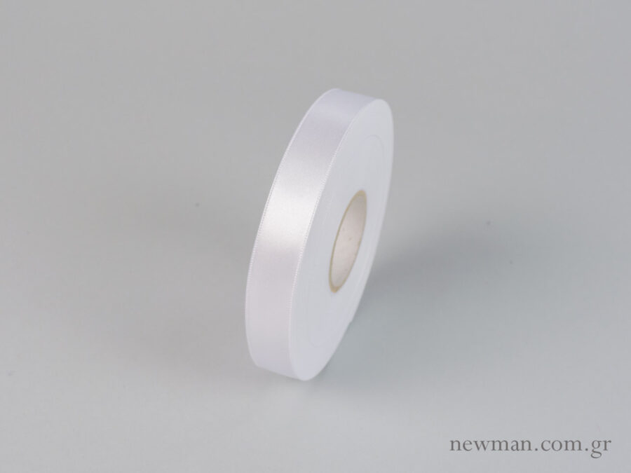 Double-sided satin ribbon in white