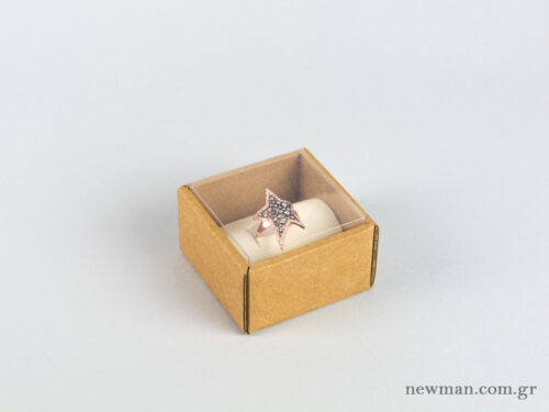 Eco-friendly jewellery box for big rings with ivory velvet insert and transparent lid.