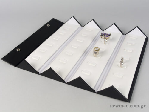 A jewellery folding case for 26 rings, item code 000947