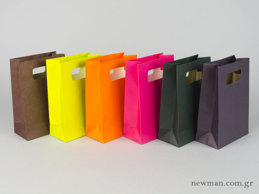 Paper bag with die-cut handle No1 colors