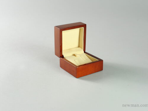 princess-wooden-box-wedding-rings