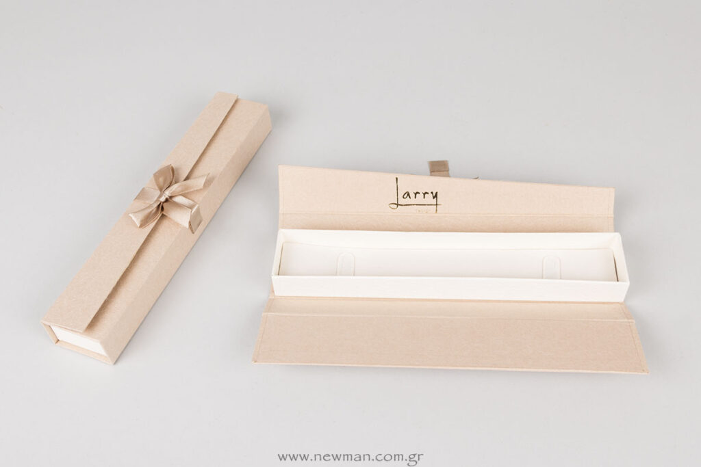 Larry design τυπωμένο κουτί για σπαστη χειροπέδα/βραχιόλι με εκτύπωση