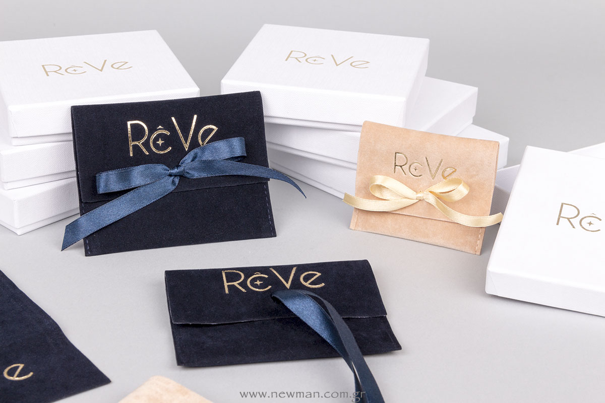 Reve logo σε συσκευασία κοσμημάτων