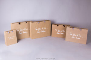 Printed-des-filles-d-ici-logo-on-bags-and-labels