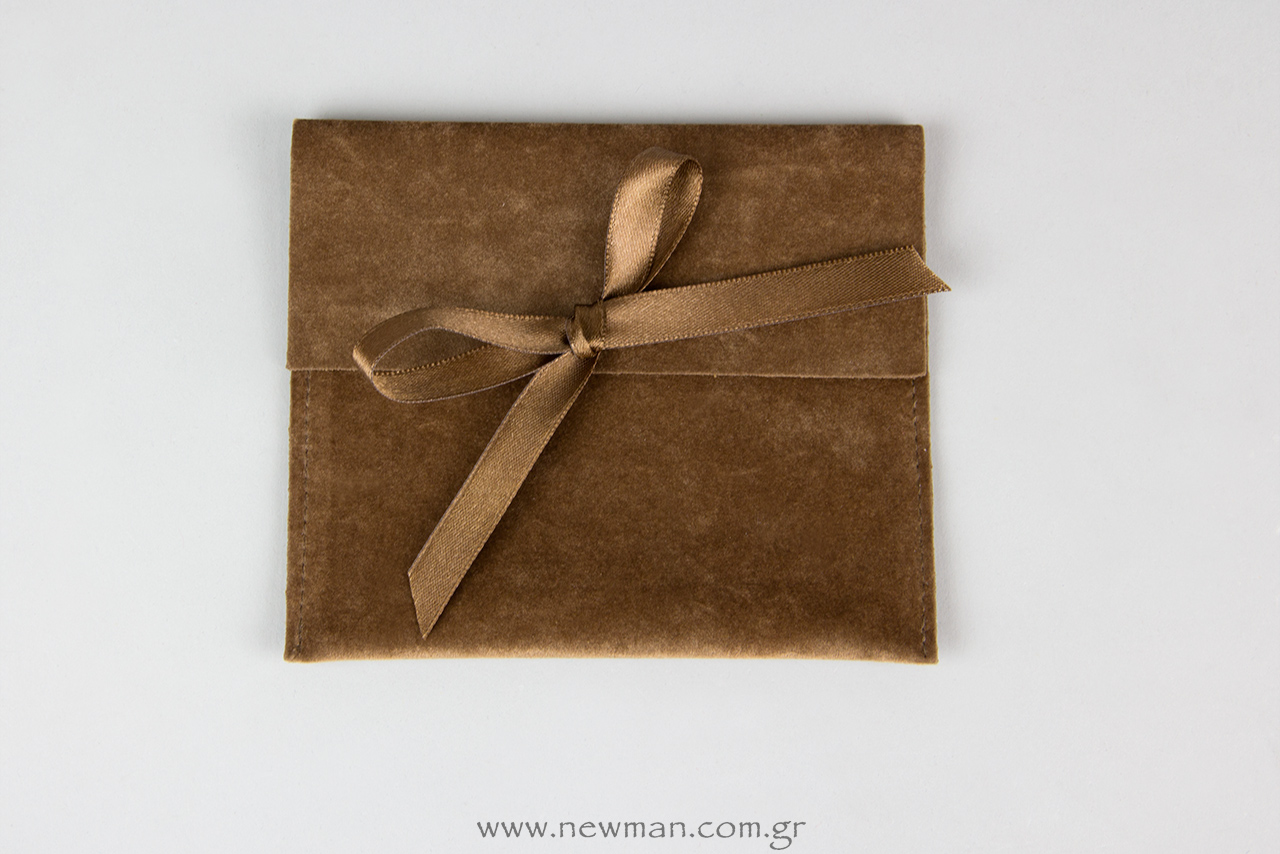 Pocket-sized pouch with ribbon - light brown - 130x110_0039