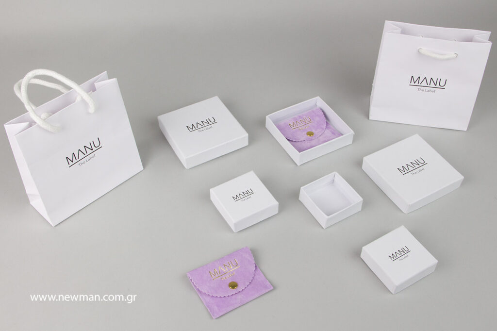 Boxes, bags and pouches with printed logo with hot-foil method.