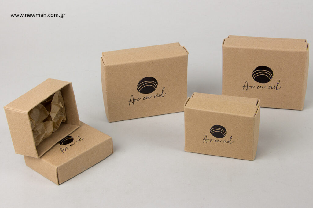Kraft bijoux boxes with printing.