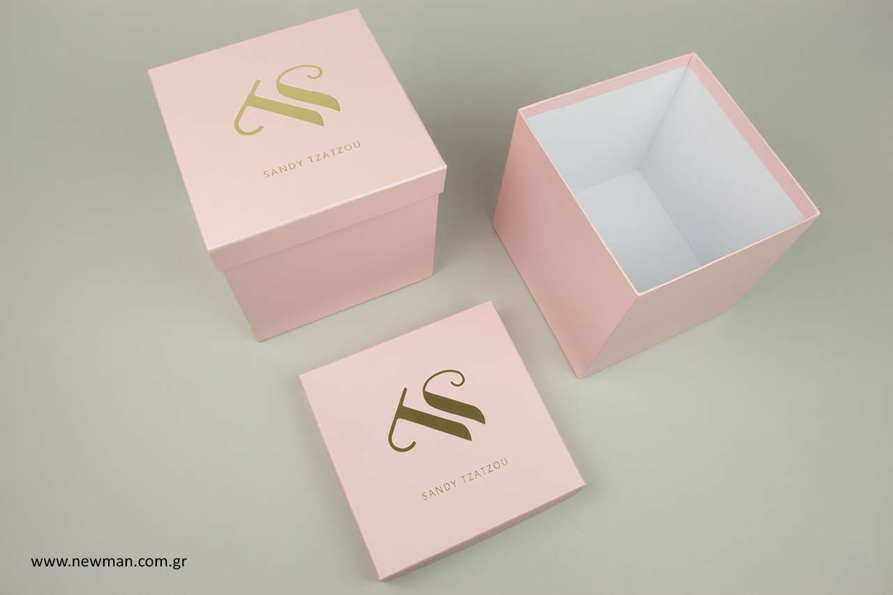Packaging boxes with logo.