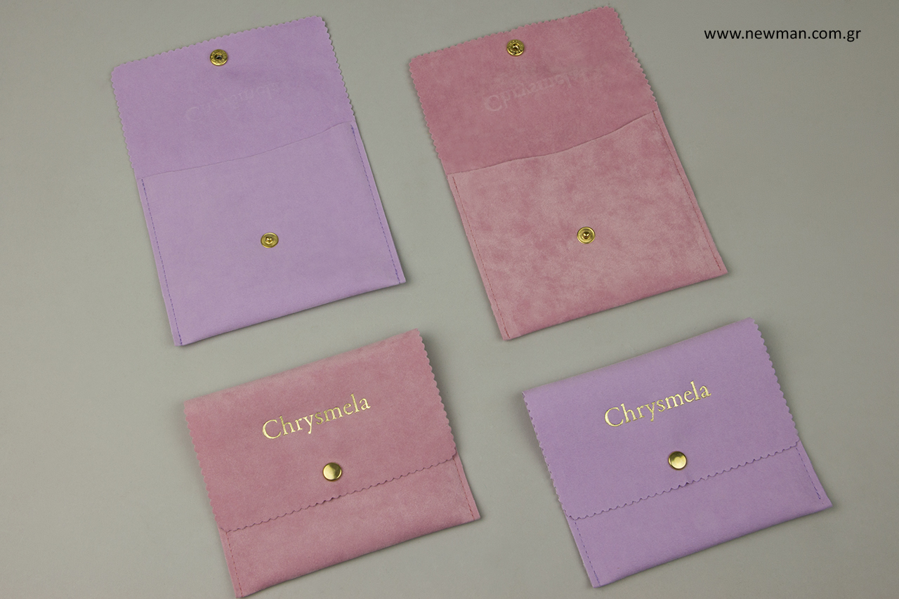 Gold hot-foil printing on branded pouches.