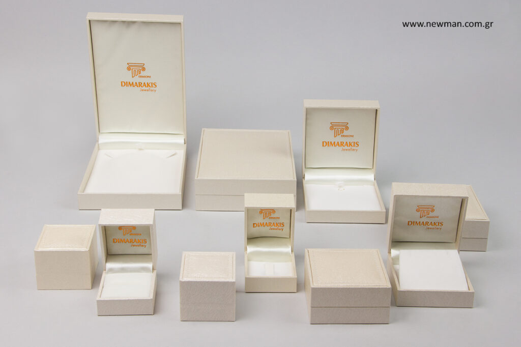 Dimarakis jewellery – Packaging for Dimarakis silver and gold shop - Newman.