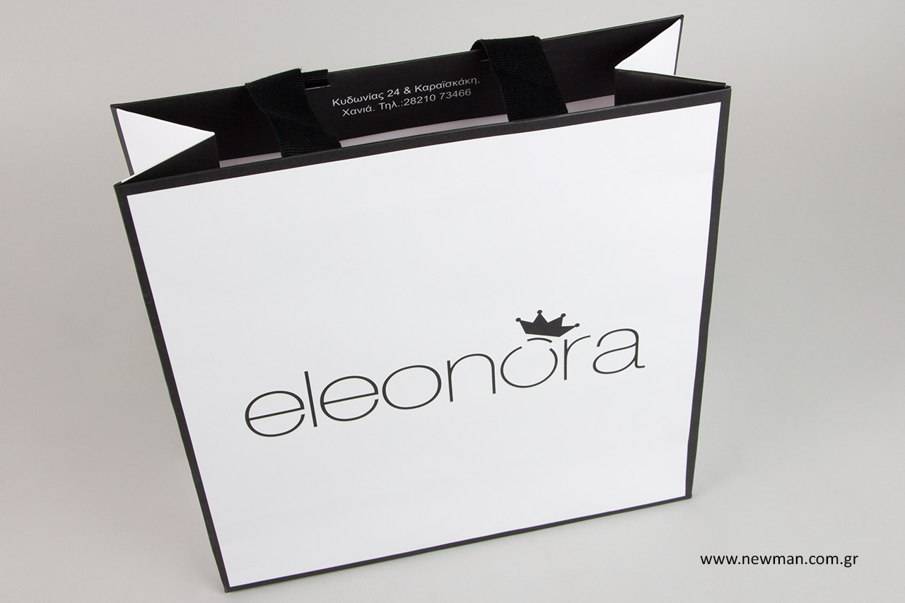 Customized shopping bags for clothes and accessories stores.