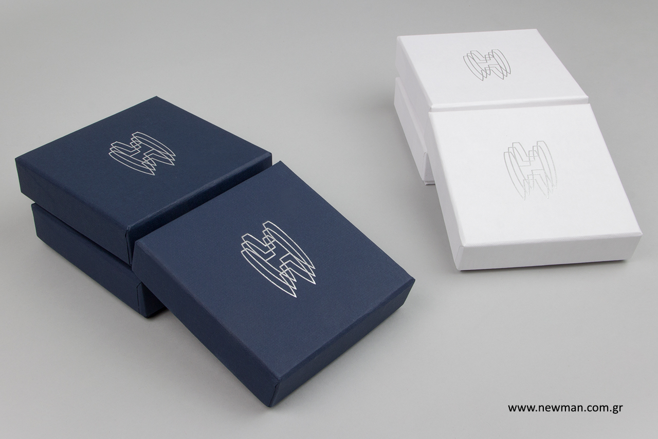 Wholesale branded paper boxes with logo.