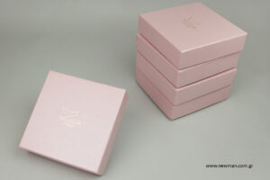 Beluga jewelry: Printed NewMan packaging boxes for jewellery.