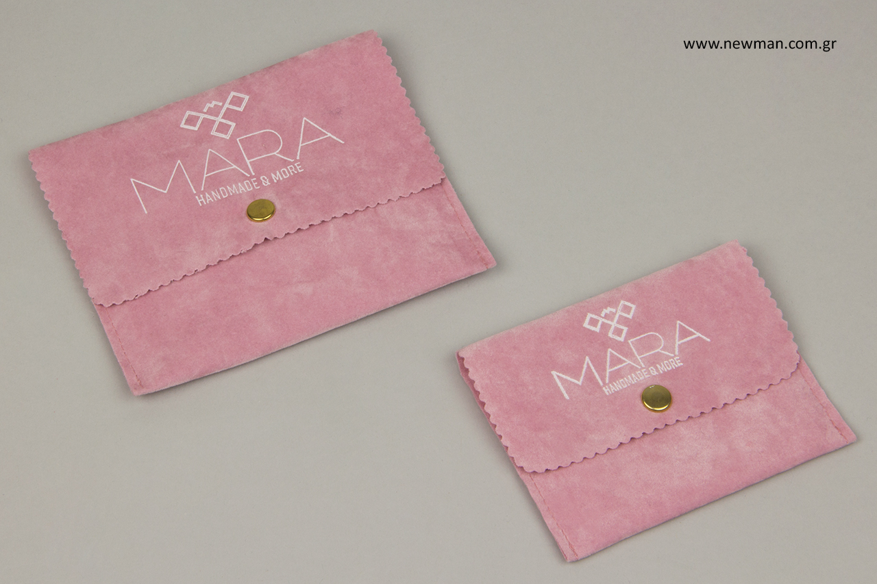 Branded suede pockets with corporate logo printing.