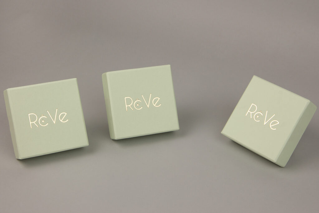 Reve jewel: Printed jewelry boxes.