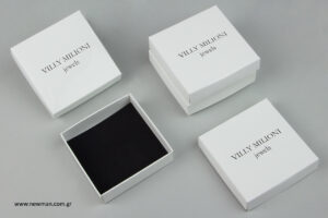 Villy Milioni: Printing on branded bijoux boxes.