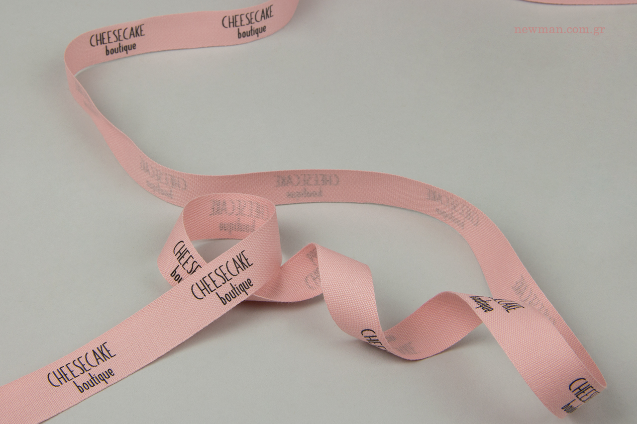 Silk-screen printing on branded ribbons.
