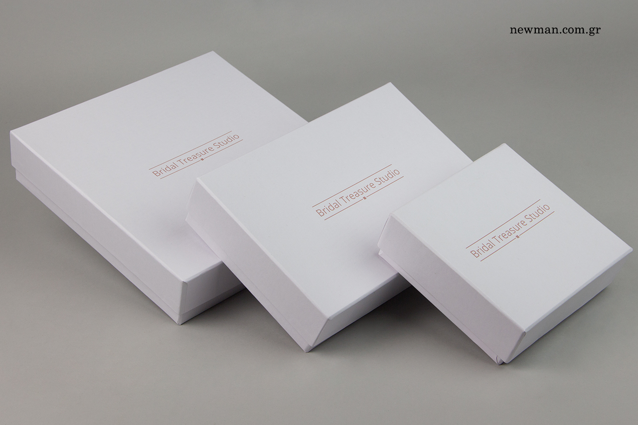 Branded paper packaging boxes with print.