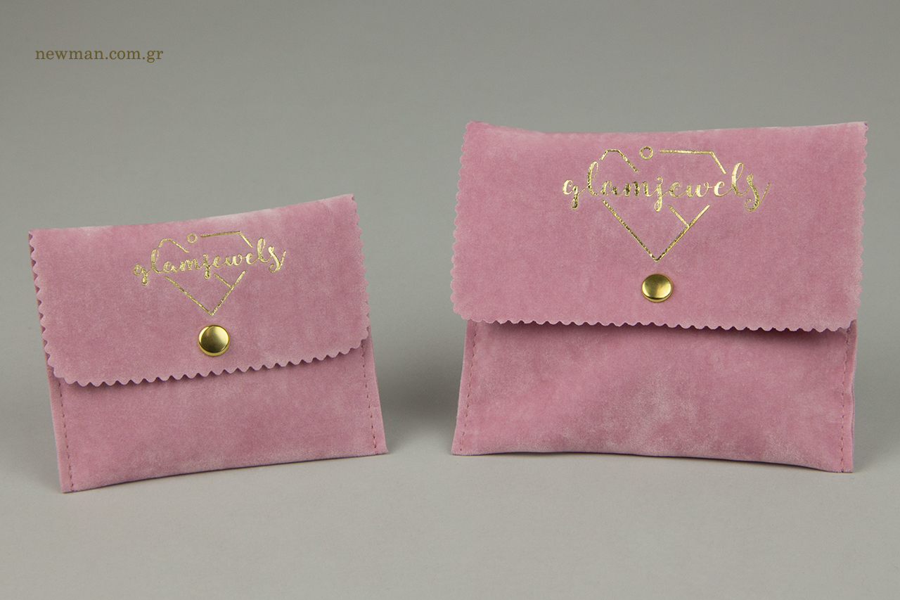 Packaging jewellery pouch with your logo.