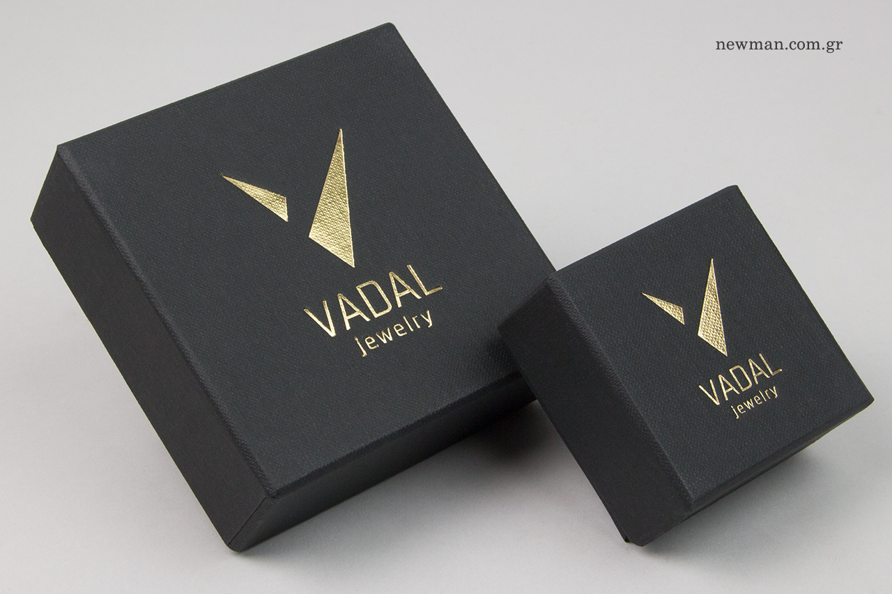 Branded jewellery boxes with logo.