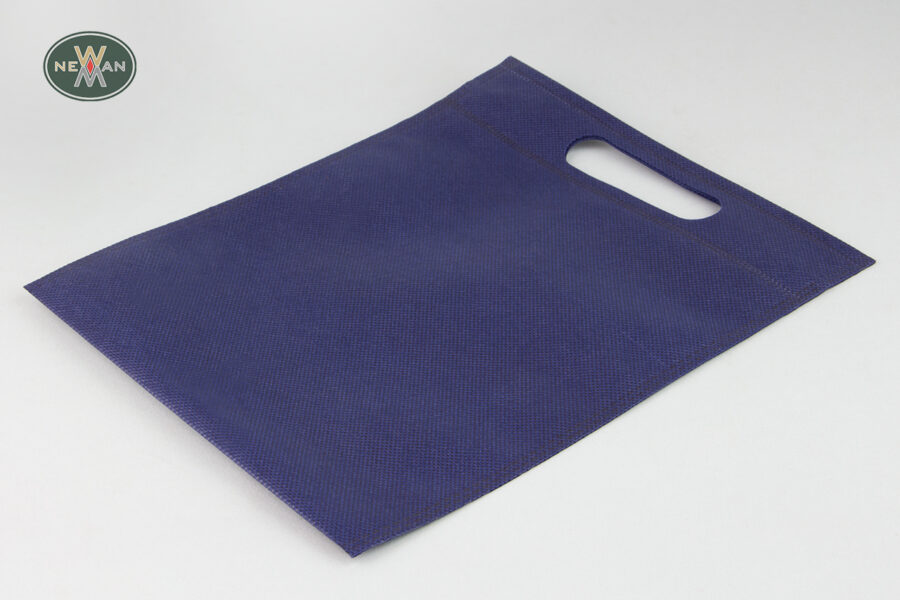 non-woven-bags-with-die-cut-handle-newman-packaging_4906