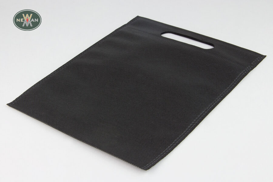non-woven-bags-with-die-cut-handle-newman-packaging_4909