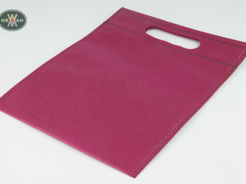 non-woven-bags-with-die-cut-handle-newman-packaging_4910