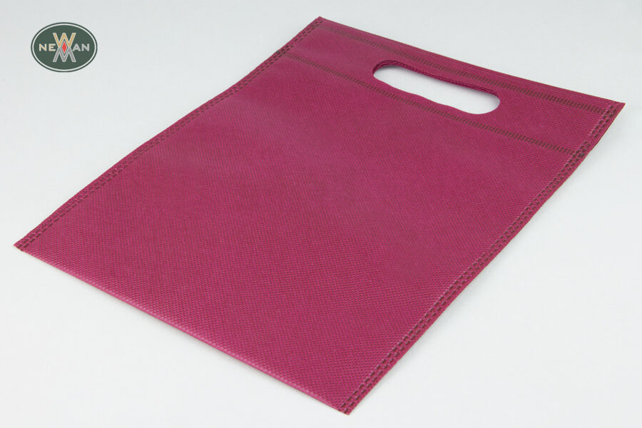 non-woven-bags-with-die-cut-handle-newman-packaging_4910