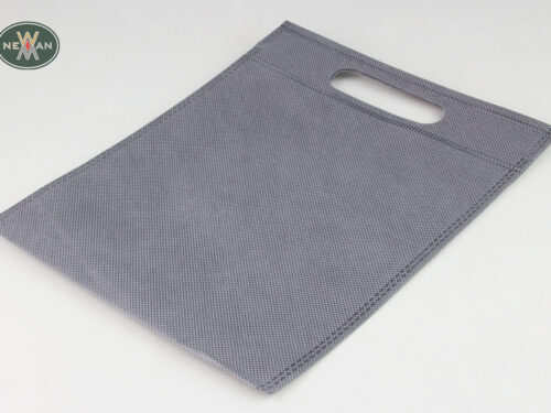 non-woven-bags-with-die-cut-handle-newman-packaging_4912