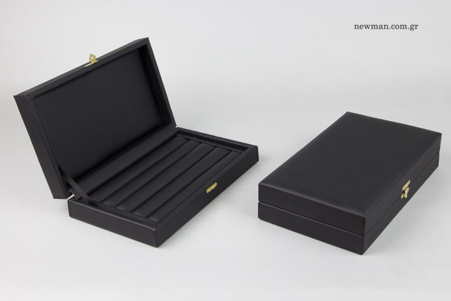 leatherette-ring-folding-boxes-newman_3296