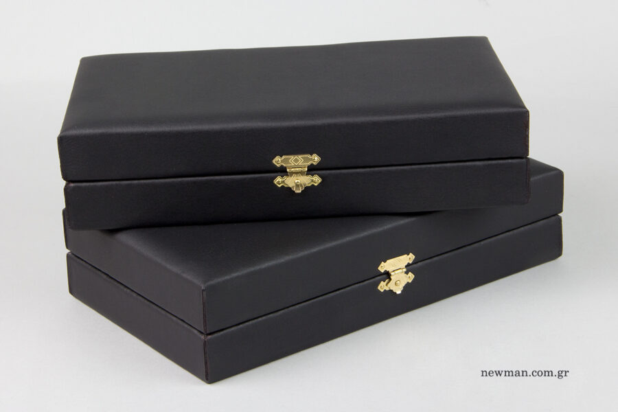 leatherette-ring-folding-boxes-newman_3300