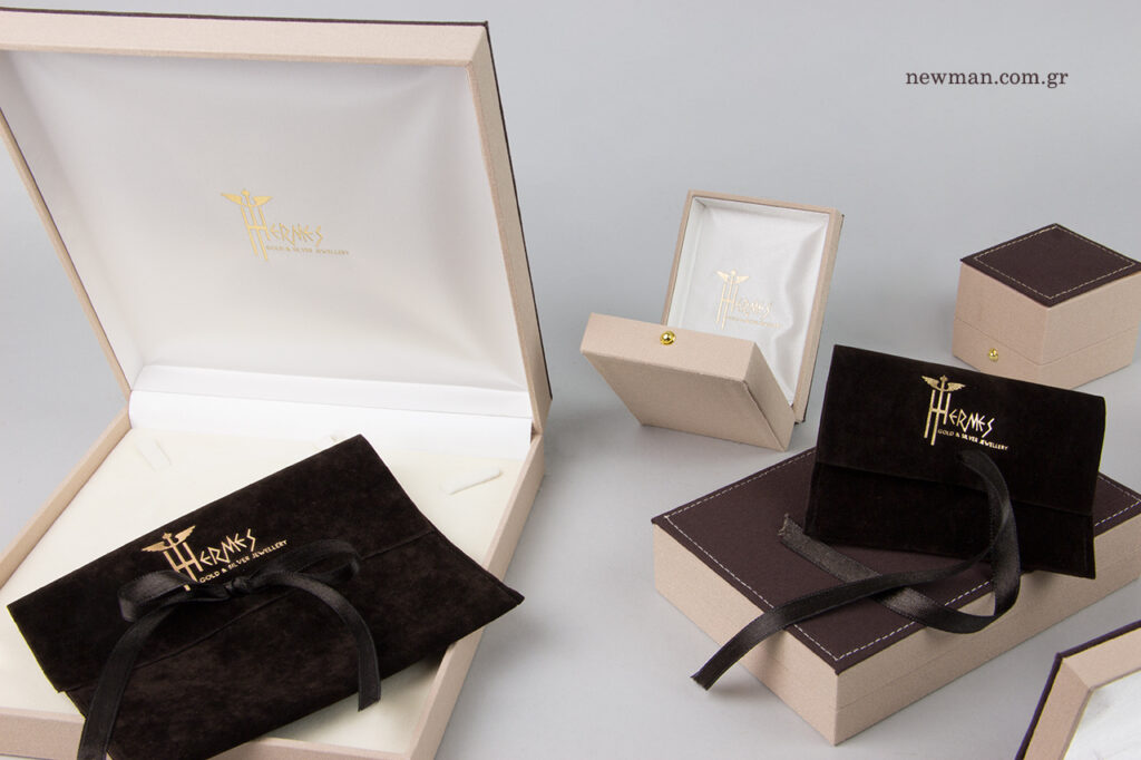 Hermes Gold & Silver Jewellery: Χρυσοτυπία σε είδη συσκευασίας κοσμηματοπωλείου.