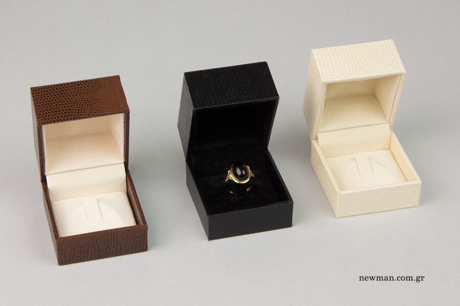 lizard-jewellery-boxes-newman-packaging_000392_3628