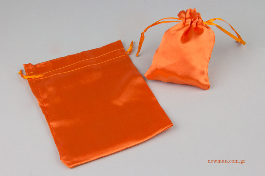 satin-pouches-newman-packaging_3736
