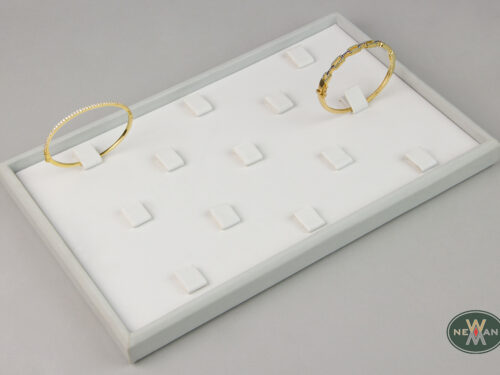 display-jewellery-tray-earrings-bangles-newman-packaging-4686
