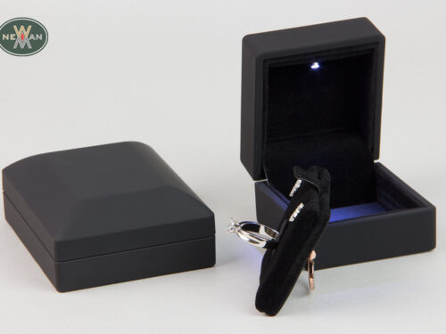 led-jewellery-boxes-newman-packaging-4930