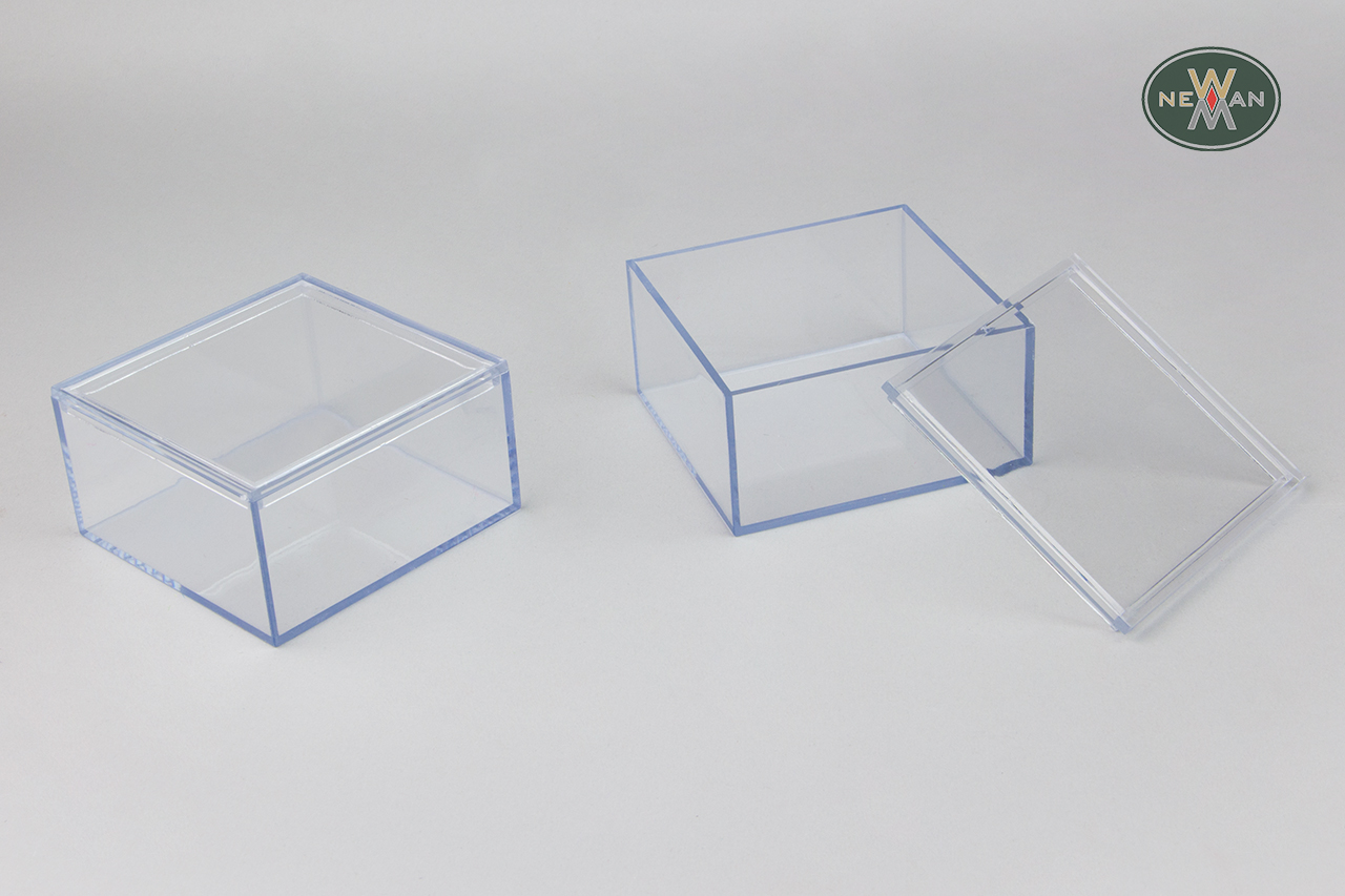 plexiglass-transparent-boxes-newman-packaging-5006