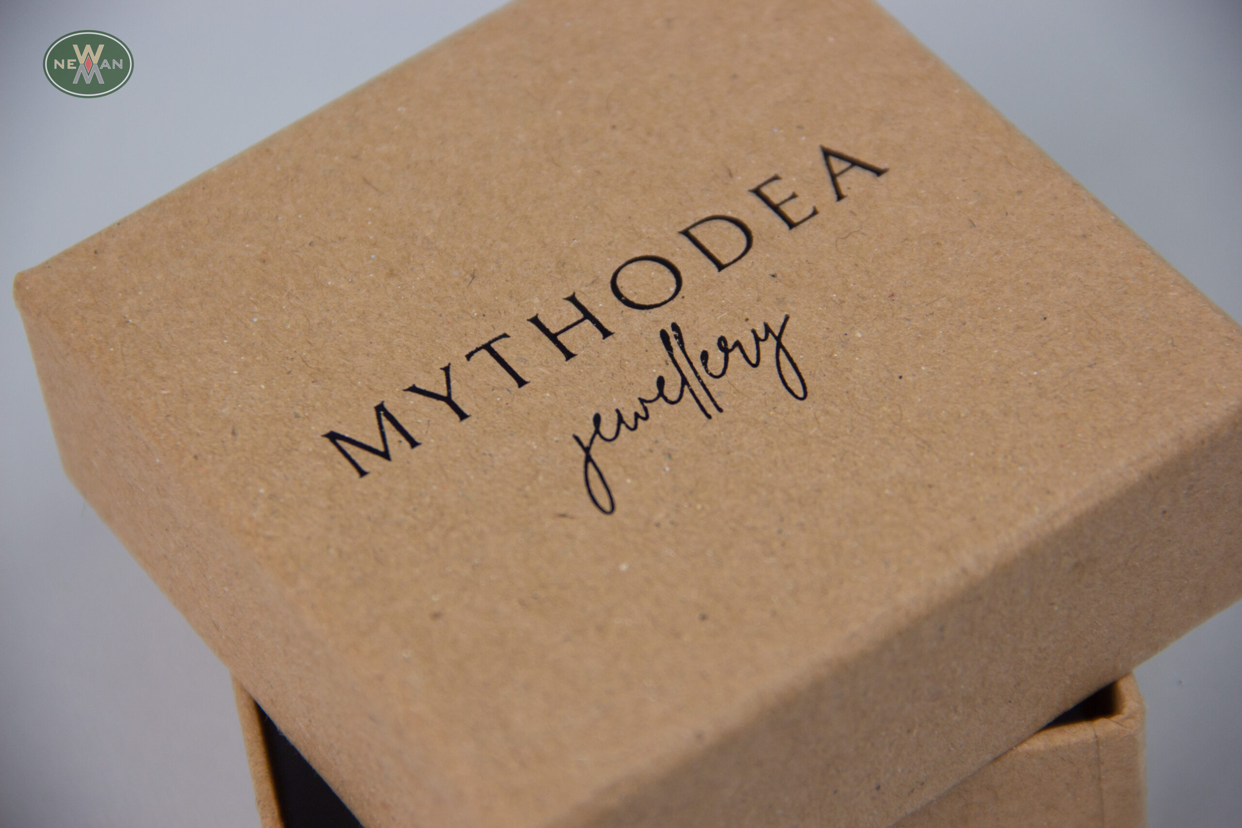 MYTHODEA CUSTOM HARD BOX